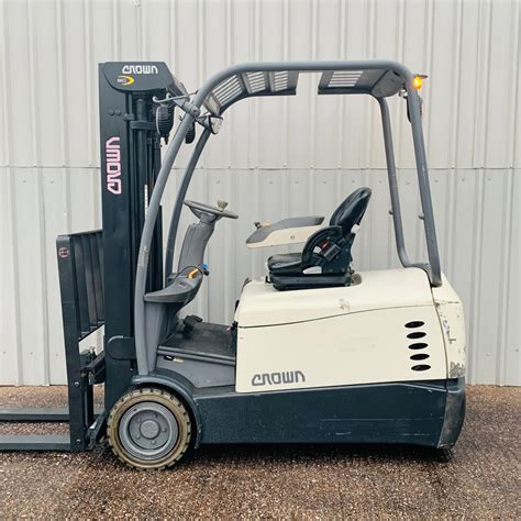 Crown Sc5360 20 Used 3 Wheel Electric Forklift Truck 3098