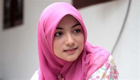 Citra Indonesian Girls Girl Hijab Dominatrix Head And Neck Head