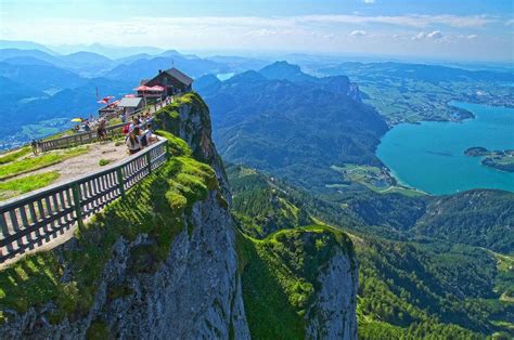 Discover The Beauty Of Salzkammergut Lake District With