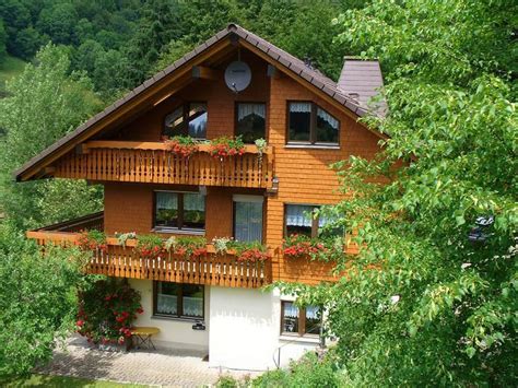 Juli hat sie es offiziell in die hände von leonie bruckner gelegt. Haus am Wald | Hochschwarzwald Tourismus GmbH