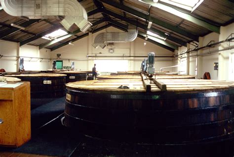Clynelish Distillery - Whisky.com