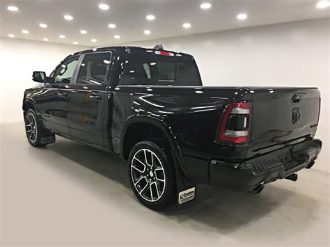 New 2019 Ram 1500 Laramie Crew Cab Sunroof Navigation Crew Cab