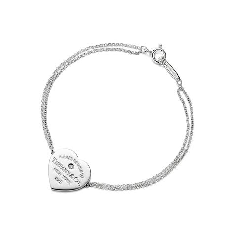 Return To Tiffany Heart Double Chain Bracelet In Silver With A Diamond