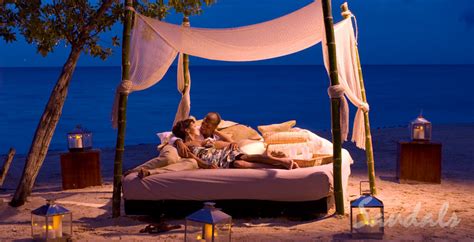 Romantic Beach Canopy At Night Click On The Picture To Learn More
