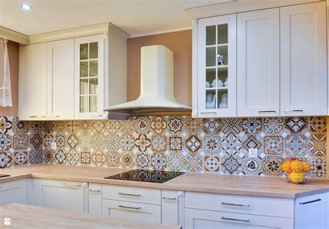 Spanish Kitchen Backsplash Designs In 2020 Kitchen Backsplash Designs