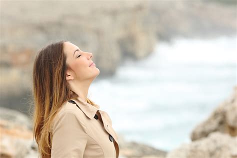Benefits Of Deep Breathing 10 Reasons To Breathe More Deeply