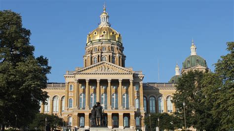 Hoorahoopti Away Iowa State Capitol Des Moines Ia