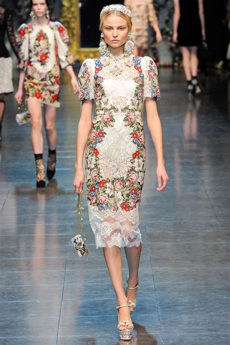 Dolce And Gabbana Fall 2012 Ready To Wear Vogue Fashion Runway Fashion