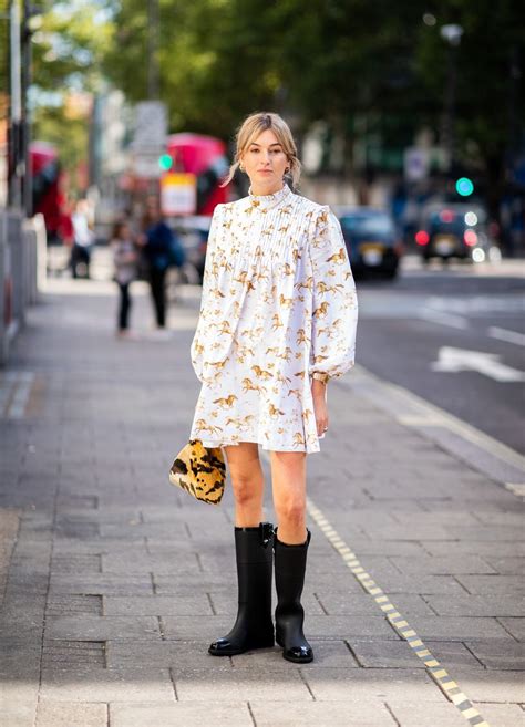 Street Style Moments From London Fashion Week Springsummer 2019