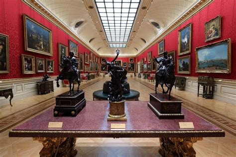 Our Guide To The Art Galleries In London You Should Visit From Tate Modern To National Portrait