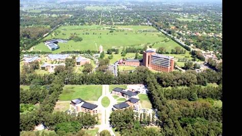 Universidad Austral Edificio De Grado Campus Pilar Youtube