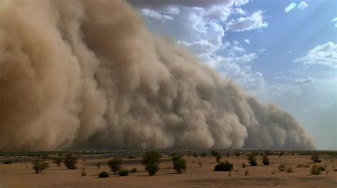 Huge Sandstorm In The Sahara Imgur Cool Pictures Saharan Dust Sahara