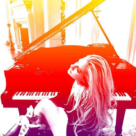 Avril Lavigne Se Une à Banda Japonesa One Ok Rock E Lança Música Listen