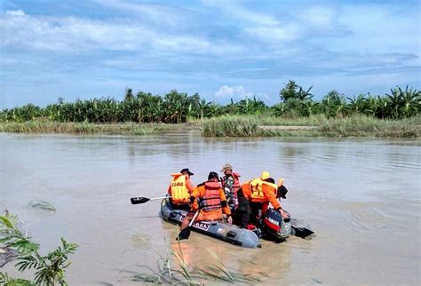 In many cases a single city has more than one postal code, so we will list all our our records often include geographical coordinates of mijen and it's corresponding postal code. Megi Remaja Hanyut di Sungai Wulan Belum Ditemukan