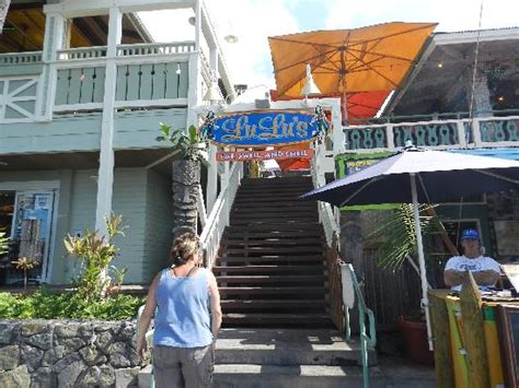 Easy Casual Pub Style Atmosphere Picture Of The Frisky Seal Surf Pub And Beach Bbq Kailua Kona