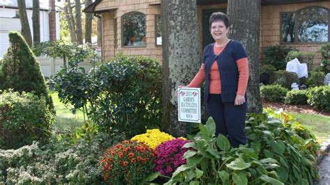 With Signs Group Offers Kudos For Curb Appeal Newsday