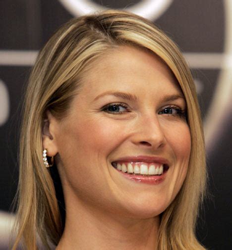 Ali Larter Holding Out For A Hero Daily Mail Online