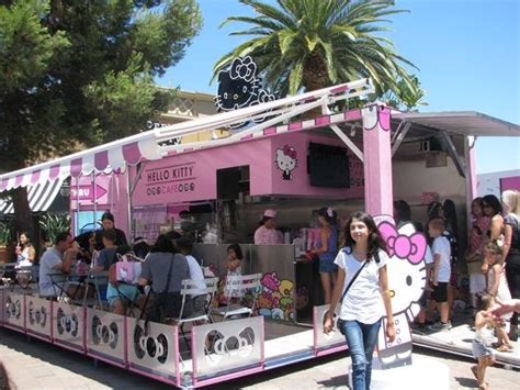 First Hello Kitty Cafe In Us Is The Cats Meow To Fans