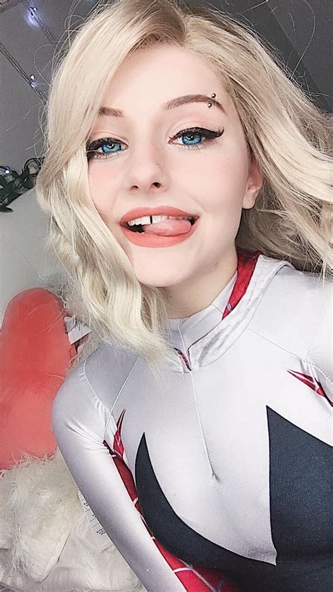 [self] Spider Verse Gwen Cosplay By Ri Care Spider Gwen Cosplay Supergirl Cosplay Spider Girl
