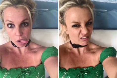 britney spears posts silly selfie after therapy session and claims she accused dad of