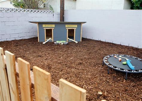 Your dog is special, so why shouldn't she have a little oasis of her own in your backyard? doggie backyard kennel ideas DIY