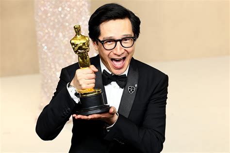 Ke Huy Quan Crashes Jimmy Kimmel Live After Oscars 2023 Win