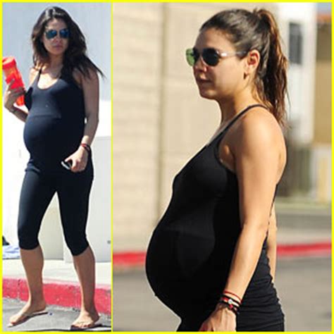 Mila Kunis Flaunts Large Baby Bump In Her Yoga Outfit Mila Kunis