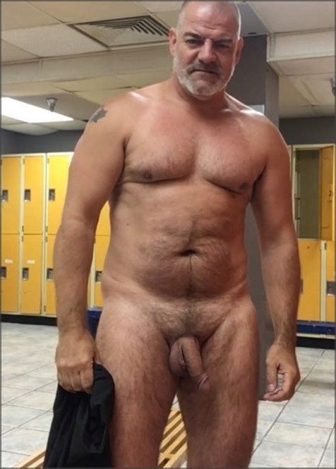 Flaunting In The Locker Room Page 42 Lpsg