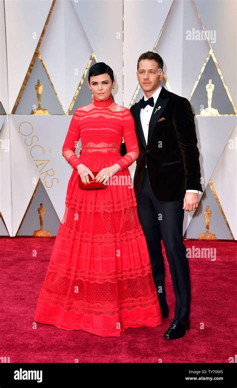 Ginnifer Goodwin L And Josh Dallas Arrive On The Red Carpet For The