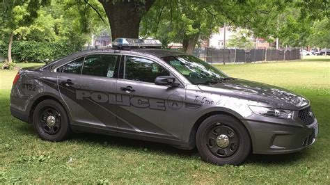 This Is What The New Toronto Police Cars Look Like Old Cars To Be