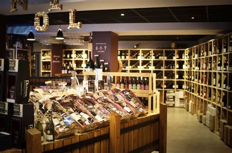 From wikimedia commons, the free media repository. La Cave des Chouans - Jard-sur-Mer - Destination Vendée ...