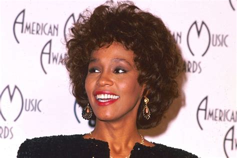 4:48 128 кбит/с 4.3 мб. Whitney Houston biopic releasing September 2022 | Buzz
