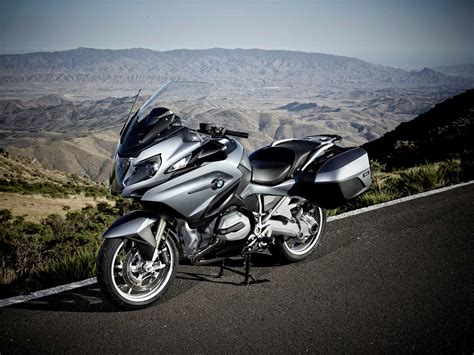 Our contributor double trouble collected and uploaded the top 9 images of bmw 9rt below. Watergekoeld boxerblok voor nieuwe BMW R 1200 RT.