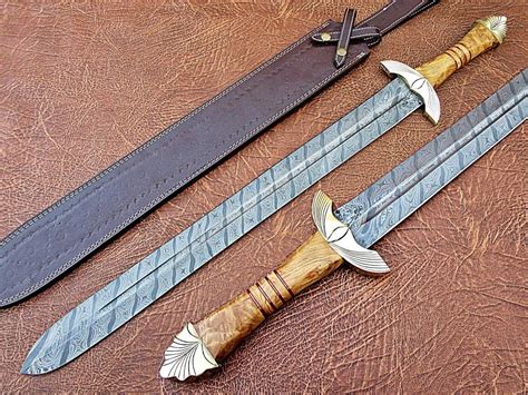 Custom Damascus Steel Hunting Sword Etsy