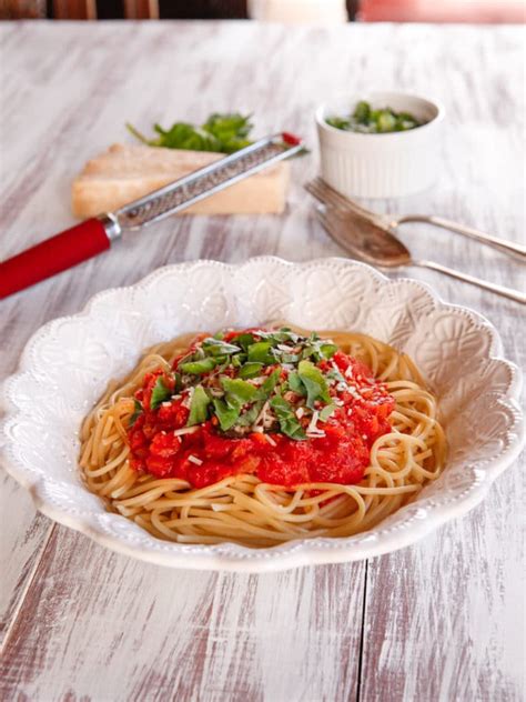 Audrey Hepburns Favorite Recipe Spaghetti Al Pomodoro