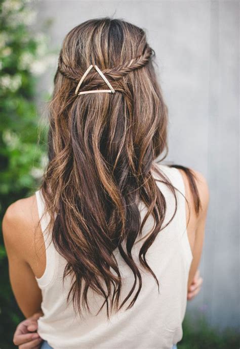 We all know that hair is regarded as a girl's crowning glory. 20 Simple And Easy Hairstyles To Try Everyday - Feed ...