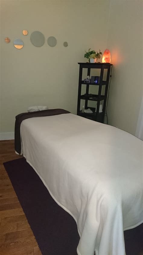Lisa Purves Registered Massage Therapist 9945 50 St Nw Edmonton Ab T6a 3x5 Canada