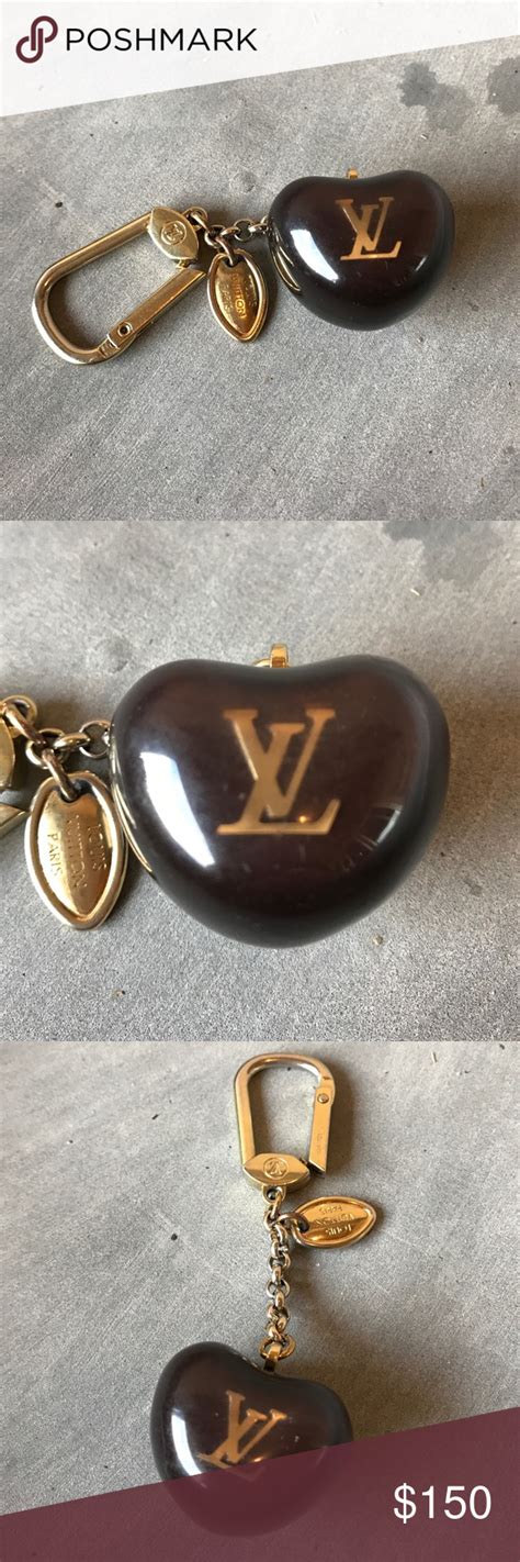 Save on a huge selection of new and used items — from fashion to toys, shoes to electronics. Authentic Louis Vuitton ️ LV monogram key chain! | Lv monogram, Monogram keychain, Louis vuitton