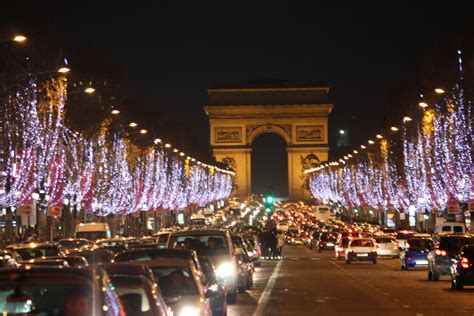 Avenue Des Champs Élysées à Paris Île De France Champs Elysees George