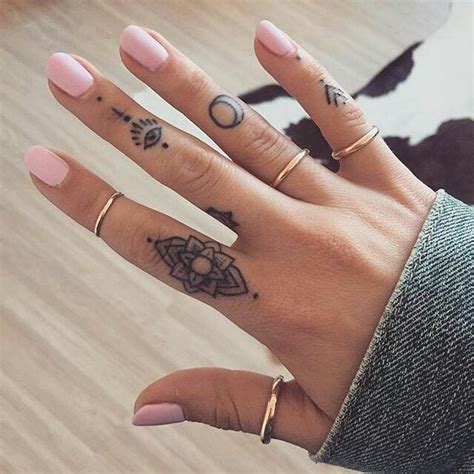 55 Most Beautiful Tiny Tattoo Ideas For Girls Finger