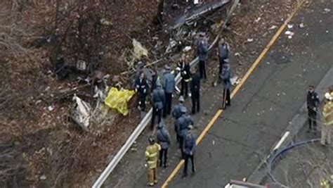 5 Die In Small Plane Crash On Nj Highway Cbs News