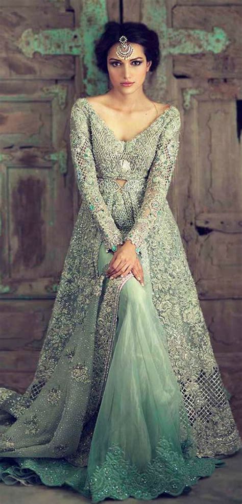 Latest Engagement Bridal Dresses Collection 2020 For Wedding Brides