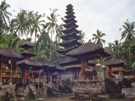 Viaggi Con Ricordi Bali Lisola Degli Dei