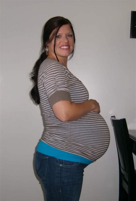Weeks Pregnant With Twins The Maternity Gallery