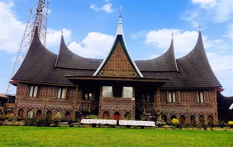 Rumah Gadang Merupakan Kebudayaan Daerah Di Bidang Teknologi Homecare24