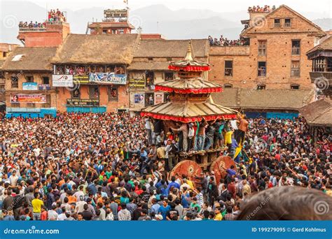 Bisket Jatra Celebrations In Bhaktapur Nepal Editorial Photo