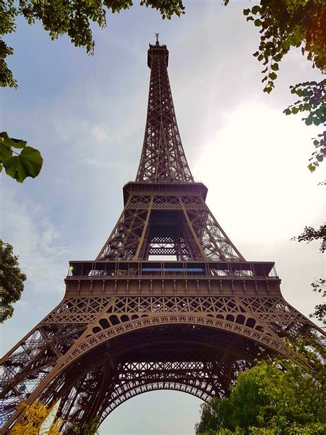 Tips For Visiting The Eiffel Tower Daves Travel Corner