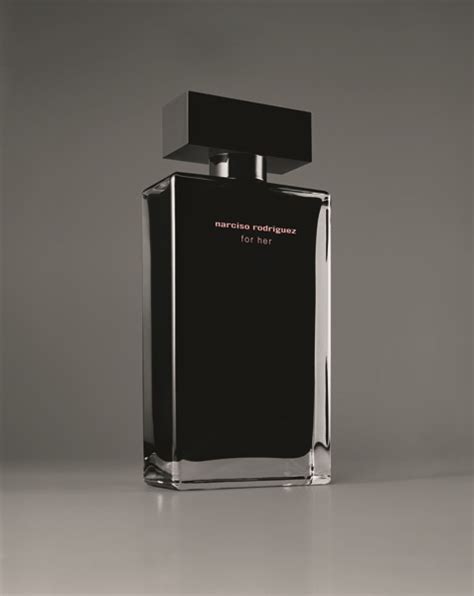 94 Best Black Perfumes Images On Pinterest Perfume Bottle Perfume