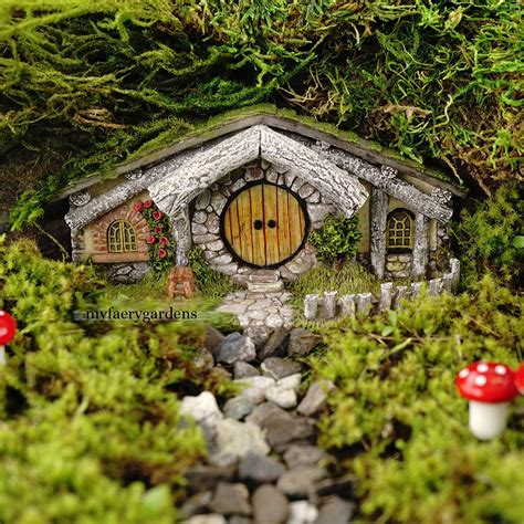 Miniature Dollhouse Fairy Garden Hobbit House New Spring