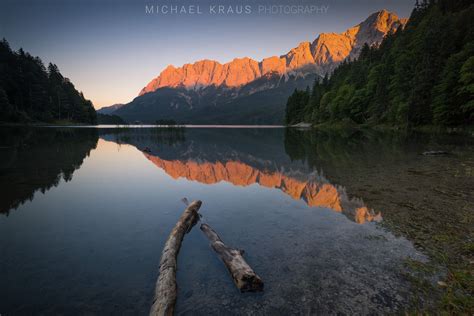 Eibsee °° Glowing Mountains On The Lake Eibsee In